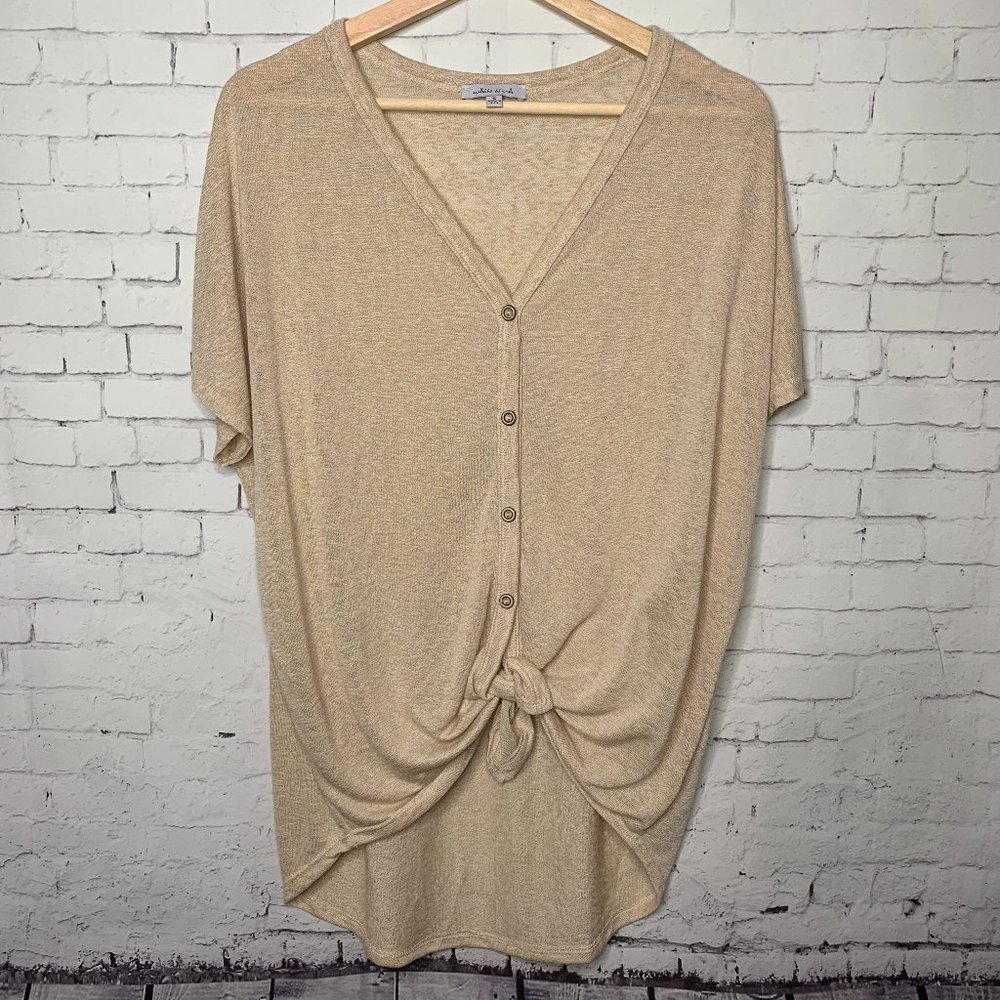 White Birch Cream Tie Front Button Up Top NWOT S Small Boutique Shirt Women's